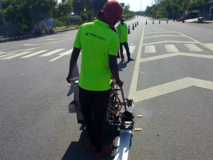 Thermoplastic Road marking paint contractor